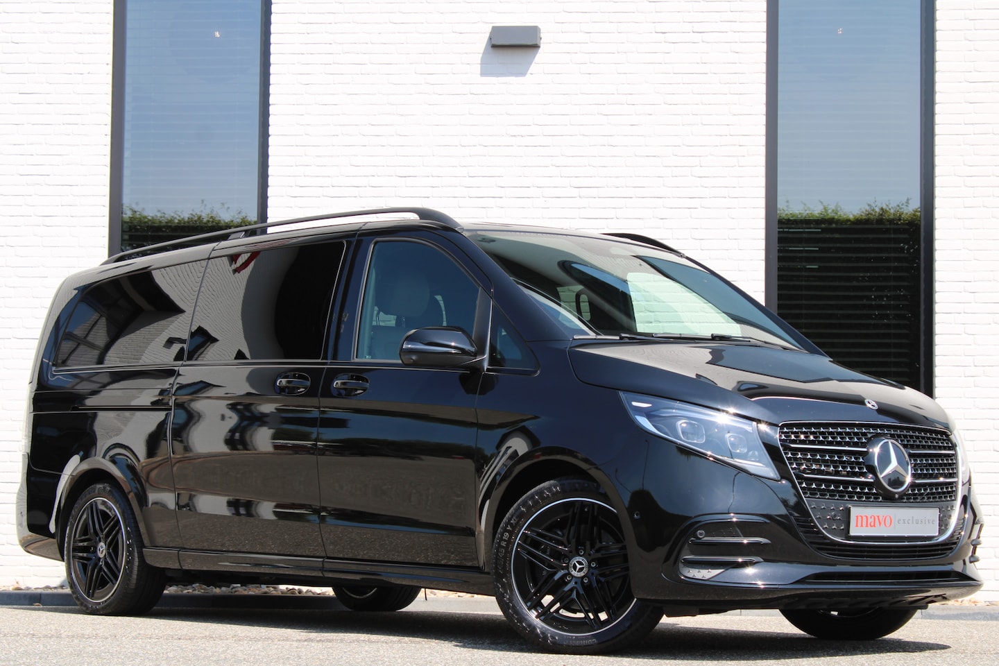 Mercedes-Benz V-klasse - 300d / XXL / AMG / Exclusive / DC / 4-Matic / Luchtv / Elec Stoel / 360 Cam / Burmester / - AutoWereld.nl