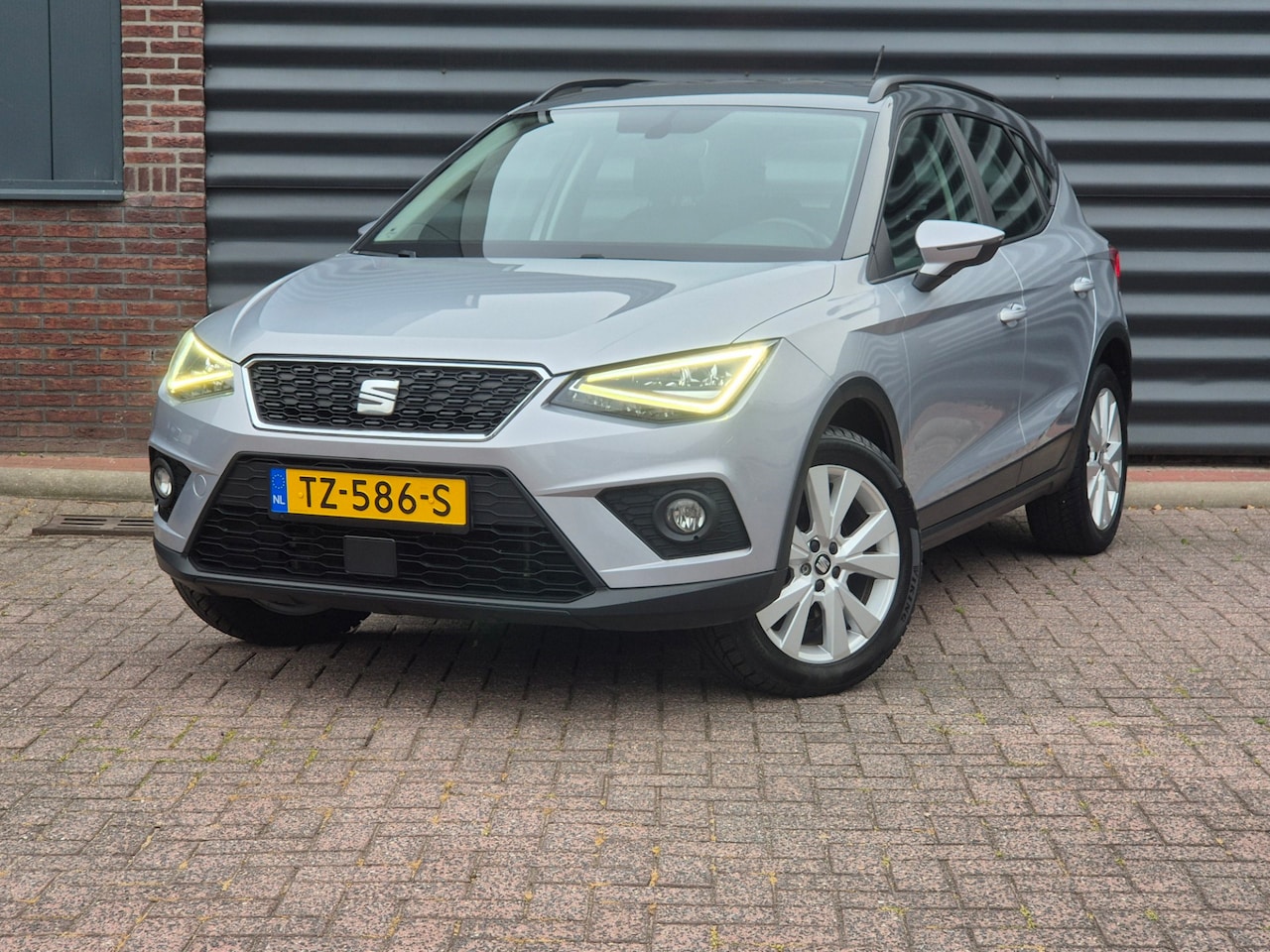 SEAT Arona - 1.0 TSI Xcellence Business Intense 1.0 TSI Xcellence Business Intense - AutoWereld.nl