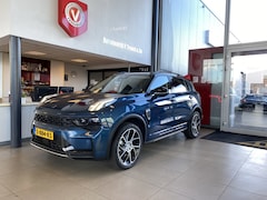 Lynk & Co 01 - 1.5 Black Pack, Panoramadak/360° Camera/Keyless/Lane assist/Adaptive cruise control/Naviga