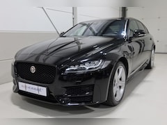 Jaguar XF - 2.0t AWD 300 Sport