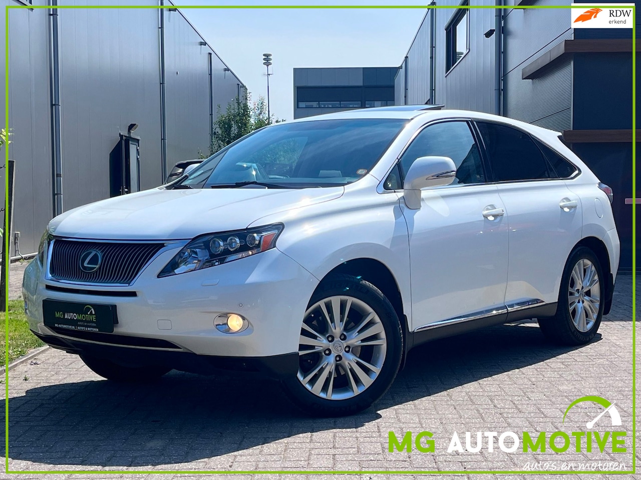 Lexus RX 450h - 4WD President | HUD Mark Levinson | Schuifdak | Trekhaak - AutoWereld.nl