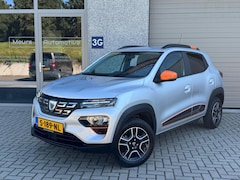 Dacia Spring - Comfort Plus (Orange Pack) 27 kWh DC Lader/Navi/Camera/All season banden/CarPlay