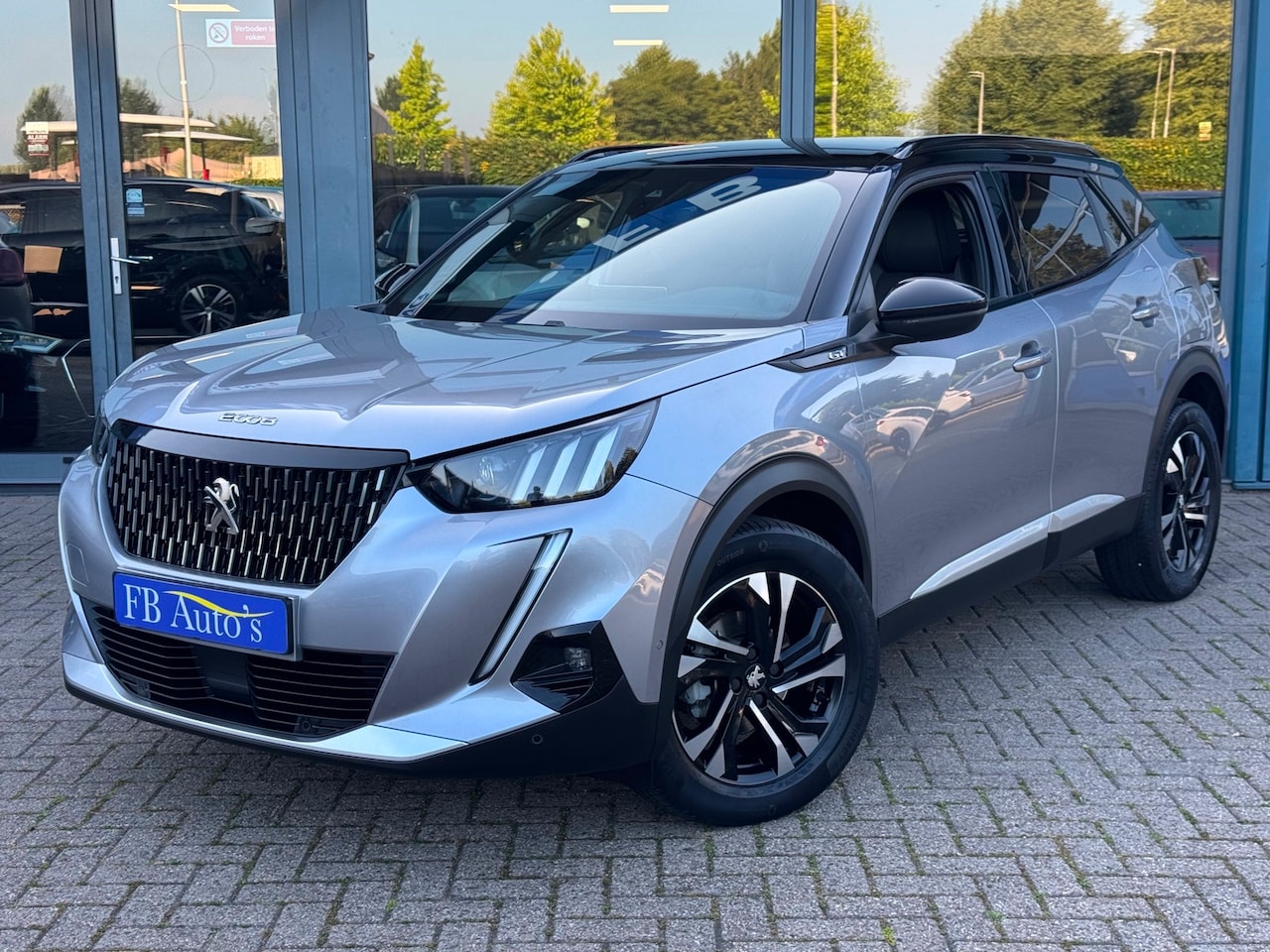 Peugeot 2008 - 1.2 PureTech GT-Line Airco Cruise Navi Lmv A.Camera - AutoWereld.nl