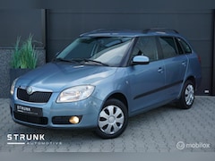 Skoda Fabia Combi - 1.4-16V Ambiente Airco Trekhaak Centr Vergr