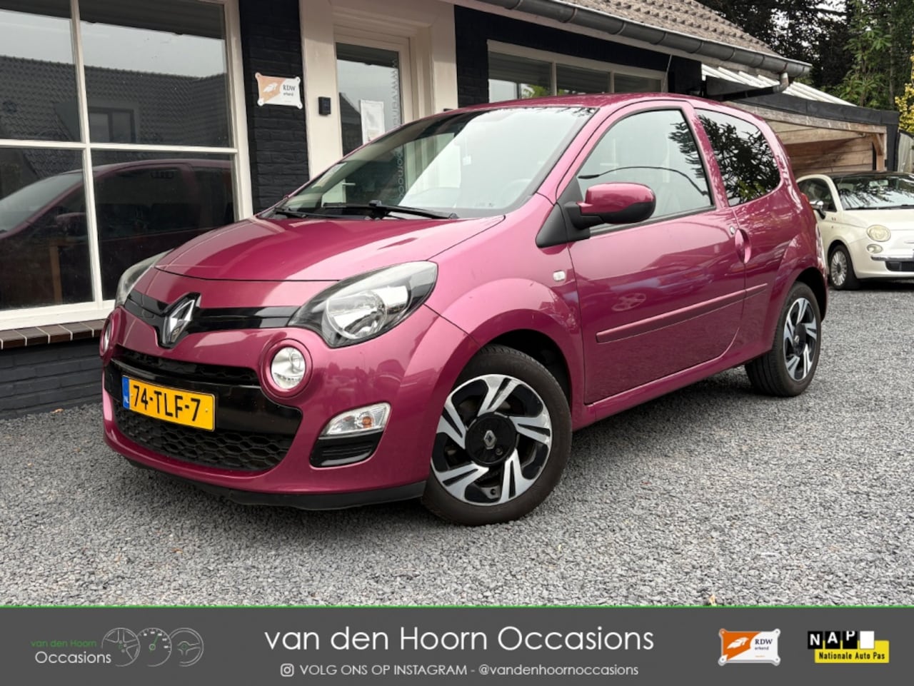Renault Twingo - 1.2 16V Dynamic AIRCO | CRUISE | NAP | APK MRT'27 - AutoWereld.nl