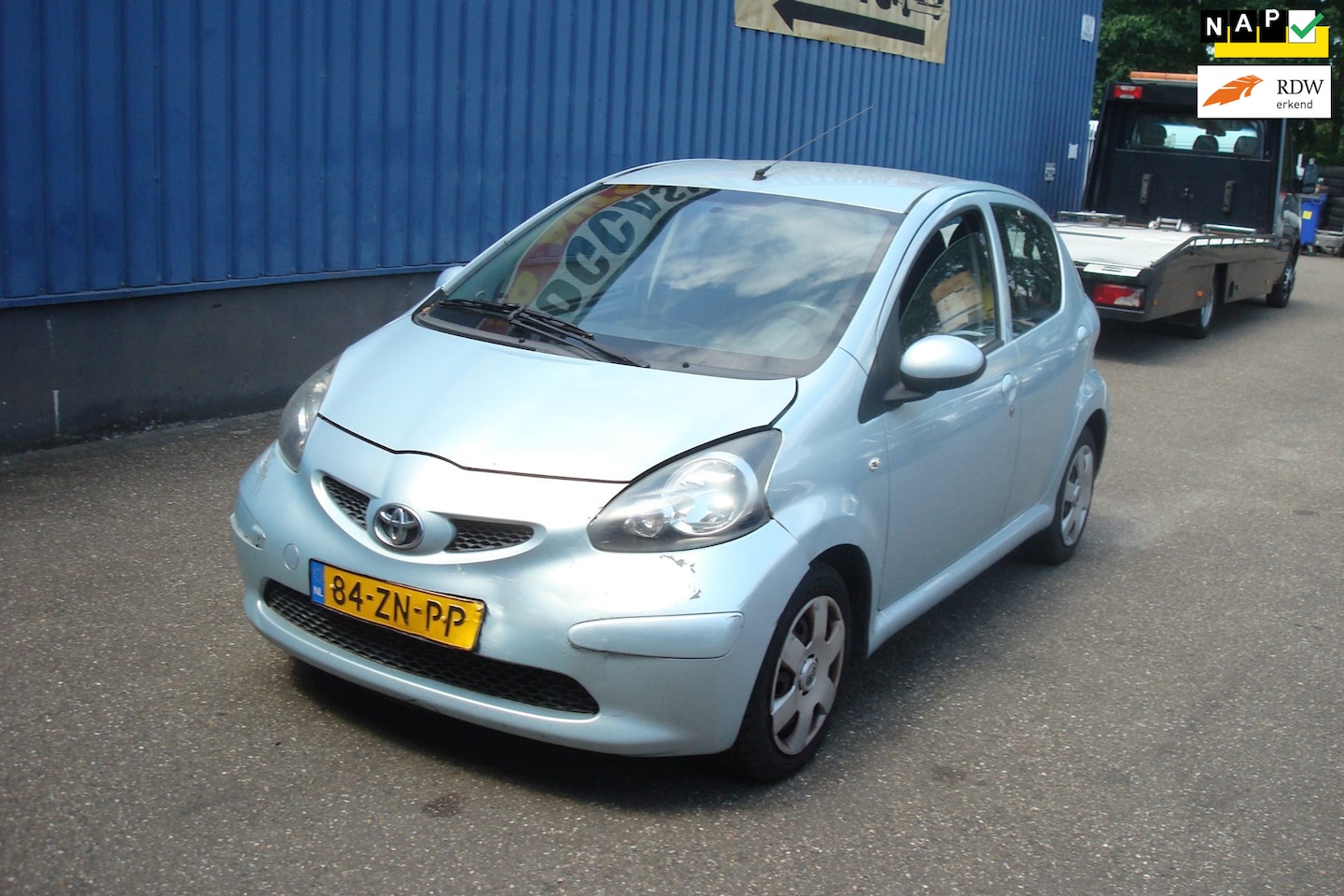 Toyota Aygo - 1.0-12V +, Airco ijskoud, 5 deurs, Bumperschade voor - AutoWereld.nl