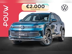 Volkswagen Tiguan - 1.5 eHybrid 204pk Life Edition | Trekhaak Pakket | 19" Velgen