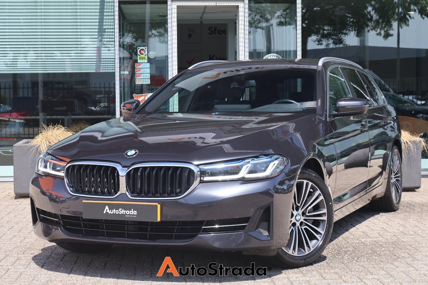 BMW 5-serie Touring - (g31) 530i High Executive 252pk | Laser LED | Stoelverwarming | Memory | Leder | Active St - AutoWereld.nl