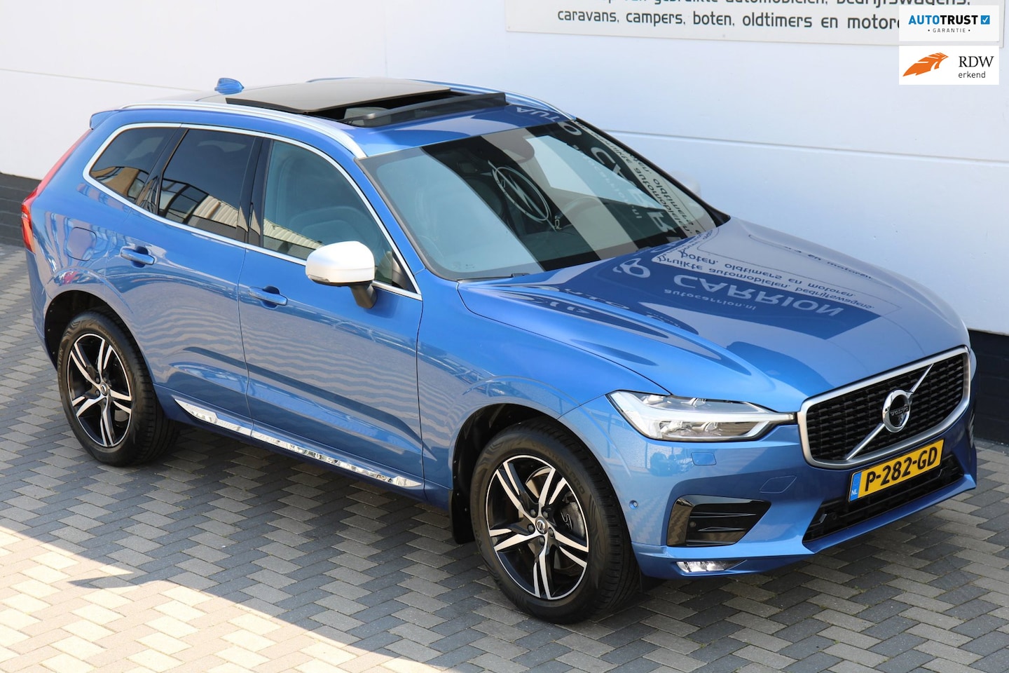 Volvo XC60 - 2.0 T5 AWD Inscription Pano Trekhaak 360° LUXE !! - AutoWereld.nl