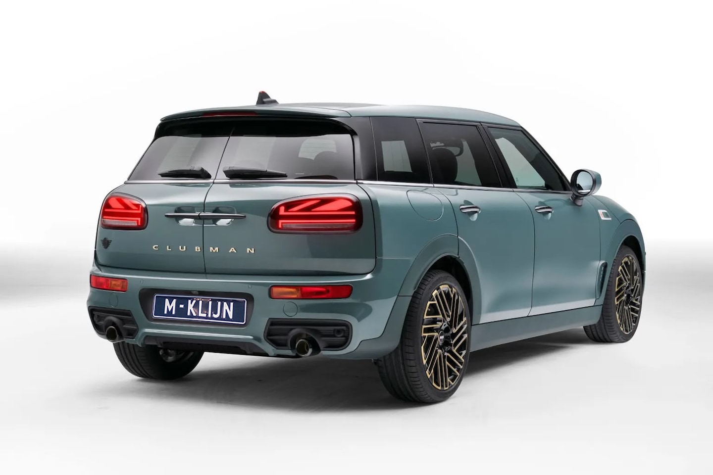 MINI Clubman - 2.0 Cooper S Untold Edition F1 AUT/Camera/Pano/Hk/Head up/Uniek - AutoWereld.nl