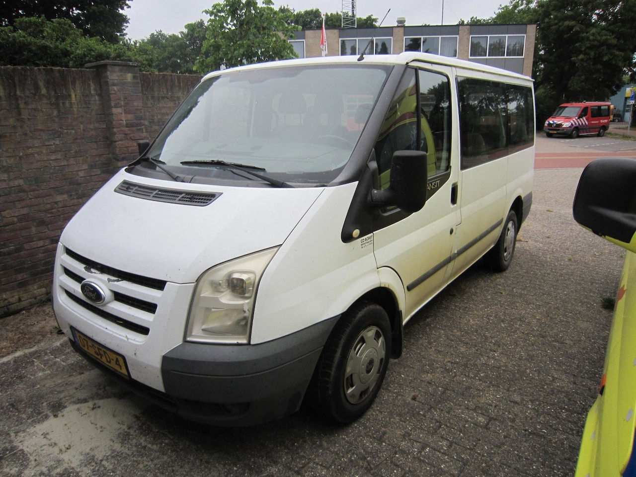 Ford Transit Kombi - 300S 2.2 TDCI SHD 9 pers - AutoWereld.nl