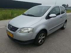 Volkswagen Fox - 1.2 Trendline - APK Juni 2027