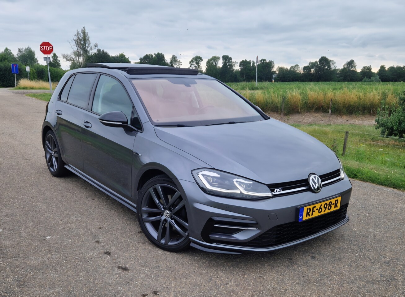 Volkswagen Golf - 1.5 TSI Highline Business R - AutoWereld.nl