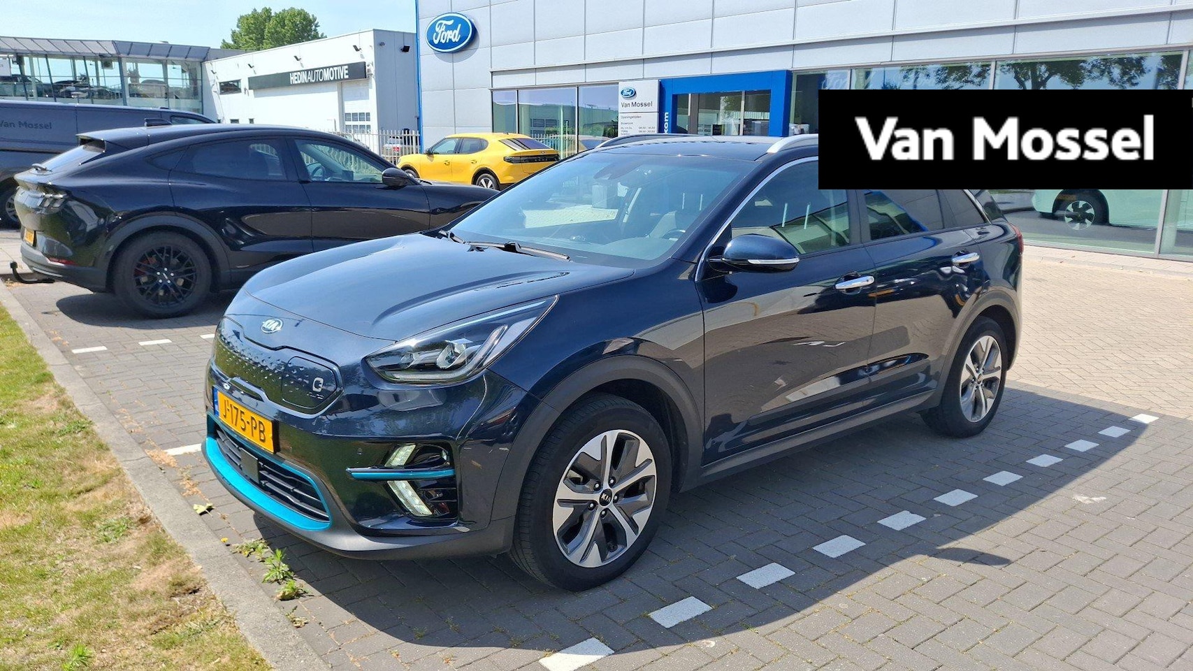 Kia e-Niro - ExecutiveLine 64 kWh ExecutiveLine 64 kWh - AutoWereld.nl