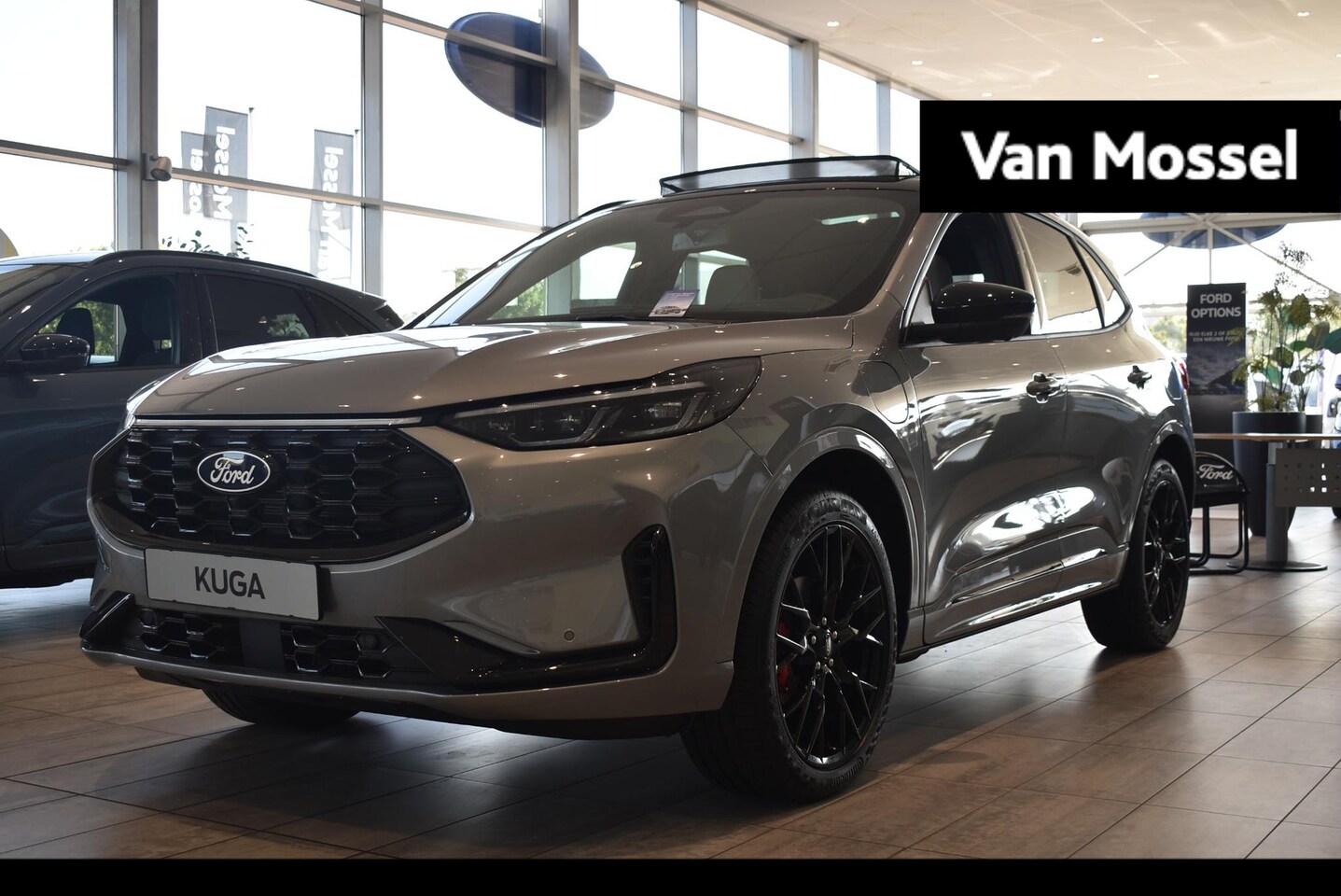 Ford Kuga - 2.5 PHEV Sound Edition | Showroom Voorraad | Panoramadak | Elektrisch Wegklapbare Trekhaak - AutoWereld.nl