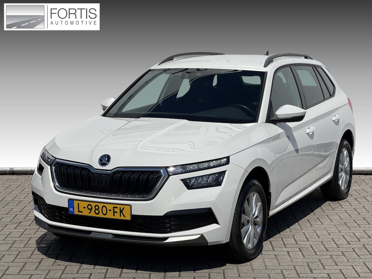 Skoda Kamiq - 1.0 TSI Sport Business NL-AUTO | NAVI | ECC - AutoWereld.nl