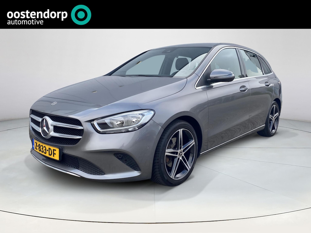 Mercedes-Benz B-klasse - 180 Premium | Rijklaarprijs | Trekhaak wegklapbaar | All season banden | Navigatiesysteem - AutoWereld.nl