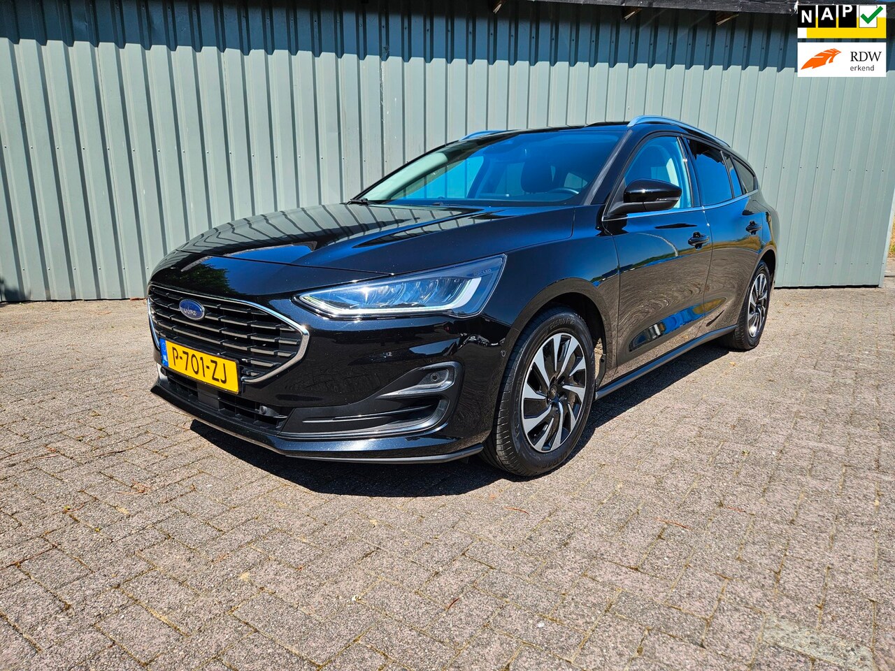 Ford Focus Wagon - 1.0 EcoBoost Hybrid Titanium Style Camera Stoel/Stuurverwarming led - AutoWereld.nl