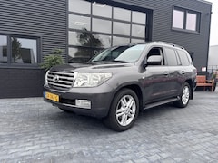 Toyota Land Cruiser V8 - 4.5 D-4D VX 5p
