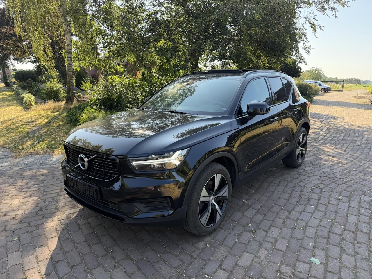 Volvo XC40 - 1.5 T4 Recharge R-Design Pano| Dealer onderhouden| - AutoWereld.nl
