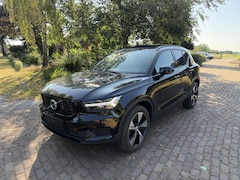Volvo XC40 - 1.5 T4 Recharge R-Design Pano| Dealer onderhouden|