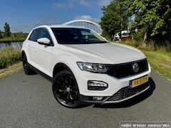 Volkswagen T-Roc - 1.0 TSI Style |PDC|Carplay|ACC|Airco