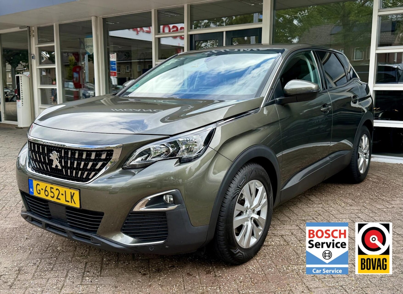 Peugeot 3008 - 1.2 PureTech Allure Led, Climat, Cruise, 360 Camera, LM.. - AutoWereld.nl