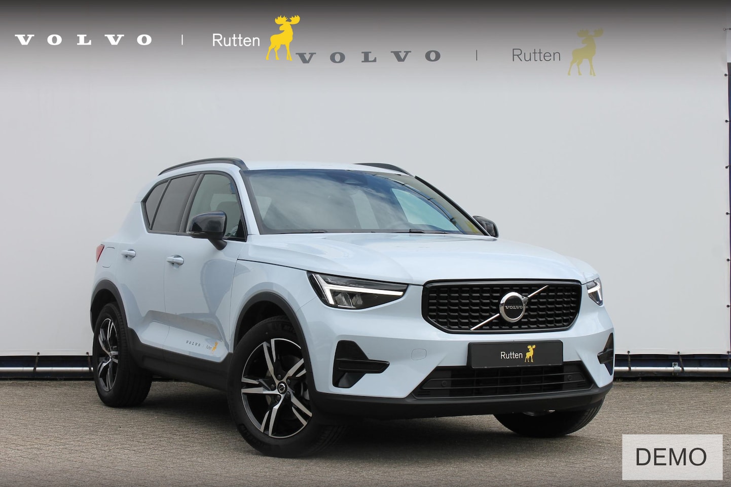 Volvo XC40 - 2.0 B4 Plus Dark 2.0 B4 Plus Dark - AutoWereld.nl