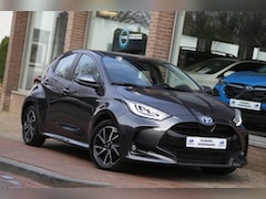 Toyota Yaris - 1.5 Hybrid Dynamic Navi CarPlay LED Camera ACC