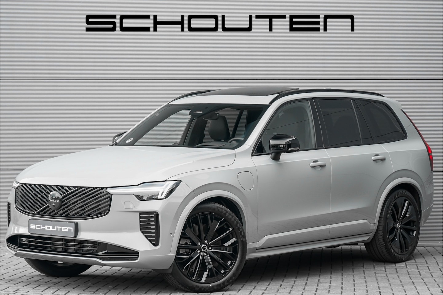 Volvo XC90 - 2.0 T8 Plug-in hybrid AWD Ultra Black Edition 7p B&W Pano Massage Stoelventilatie Trekhaak - AutoWereld.nl