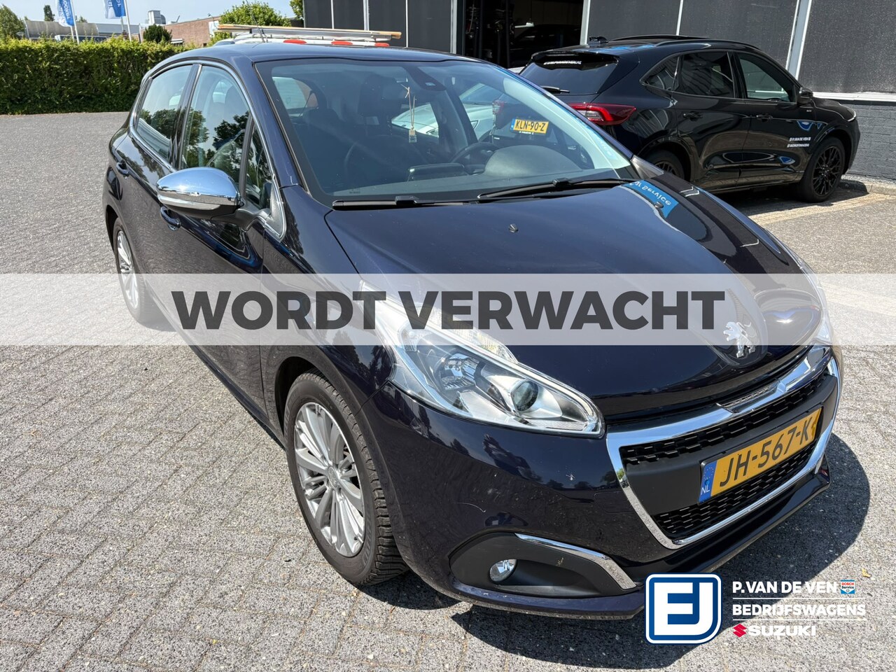 Peugeot 208 - 1.2 PureTech Allure 110pk/82kW Automaat | Leder | Camera | Navi | Carplay / Android | Sto - AutoWereld.nl
