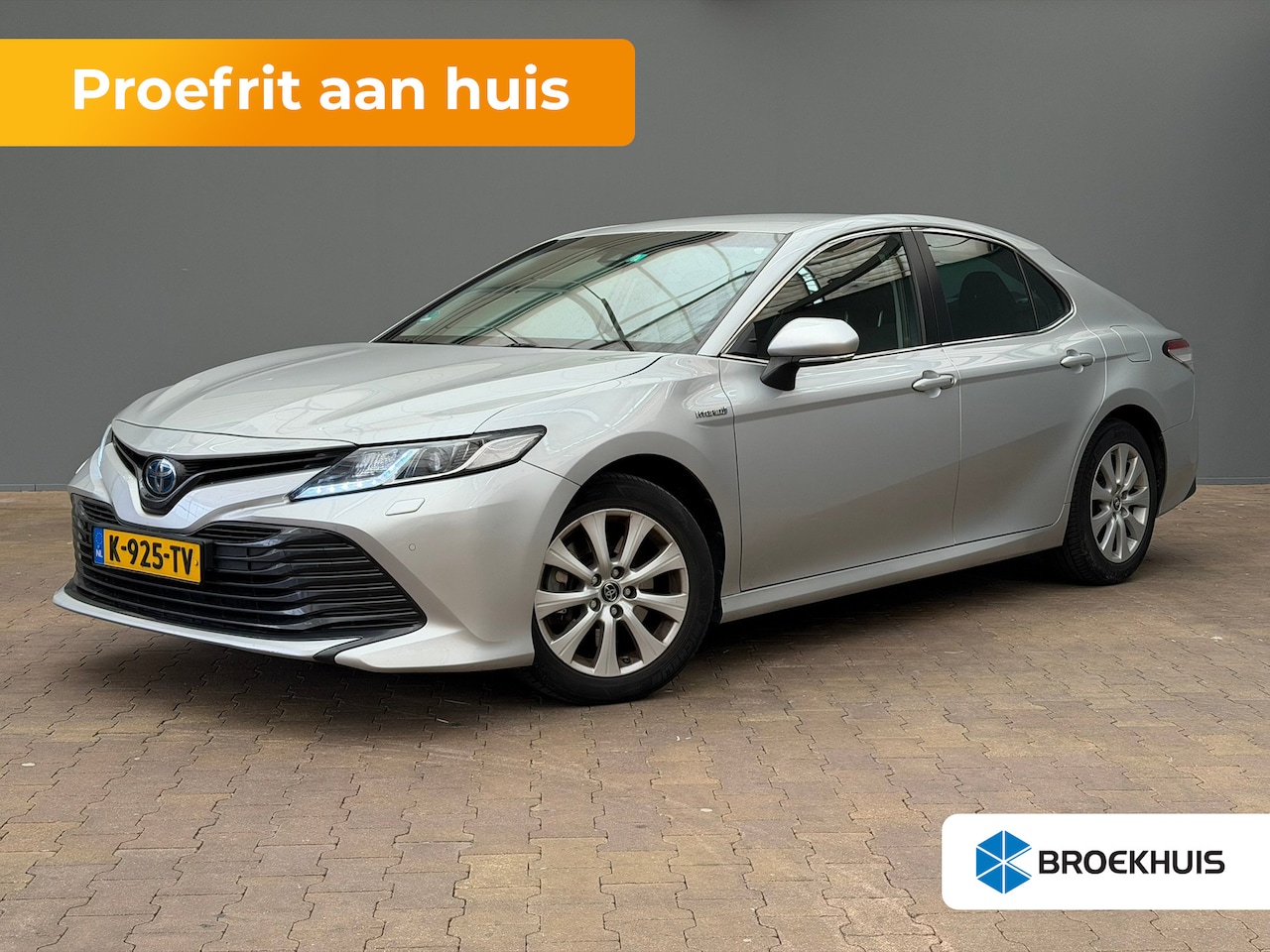 Toyota Camry - 2.5 Hybrid Active Camera | Elektrische Stoel | Adaptieve Cruise | Climate | Bluetooth | 17 - AutoWereld.nl