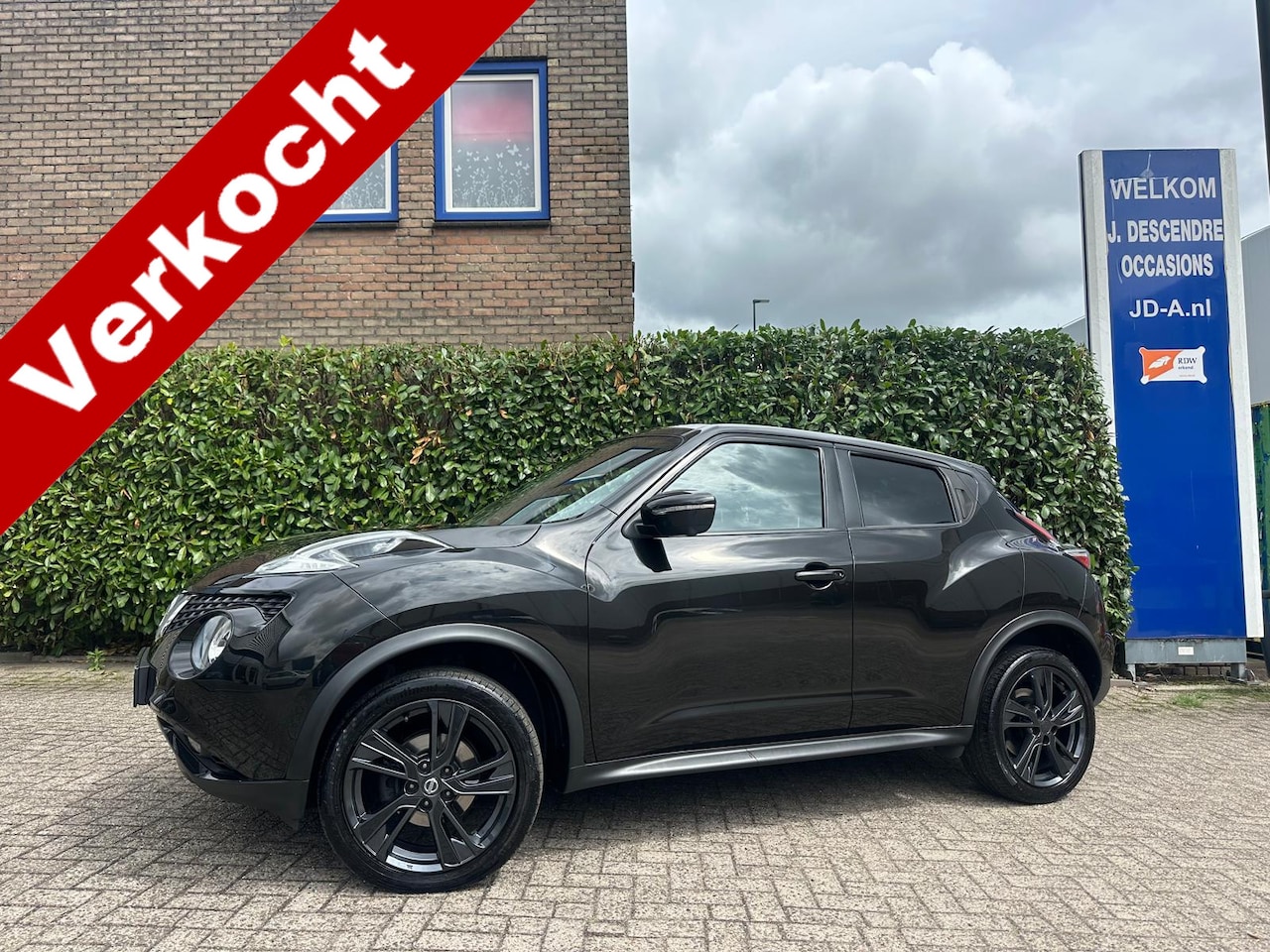 Nissan Juke - 1.2 DIG-T S/S Premium Black Edition Climate C, Cruise C, Leder Int, Navigatie!!!! - AutoWereld.nl