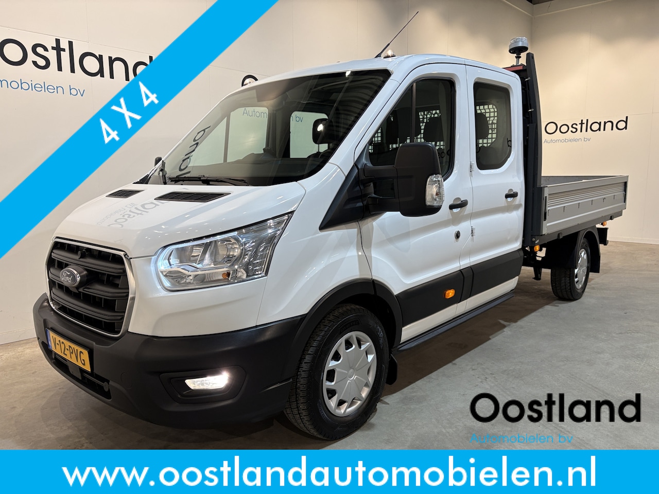 Ford Transit - 350 2.0 TDCI L3H1 DC Trend 4x4 / Open Laadbak / Dubbel Cabine 6 pers. / Airco / Trekhaak 2 - AutoWereld.nl