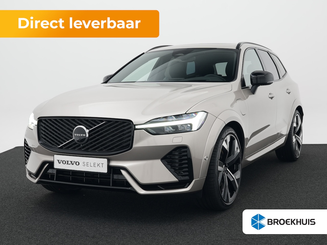 Volvo XC60 - T8 Recharge Ultra Dark Executive | Luchtvering | Bowers & Wilkins | Head-Up | Nappa | Stoe - AutoWereld.nl