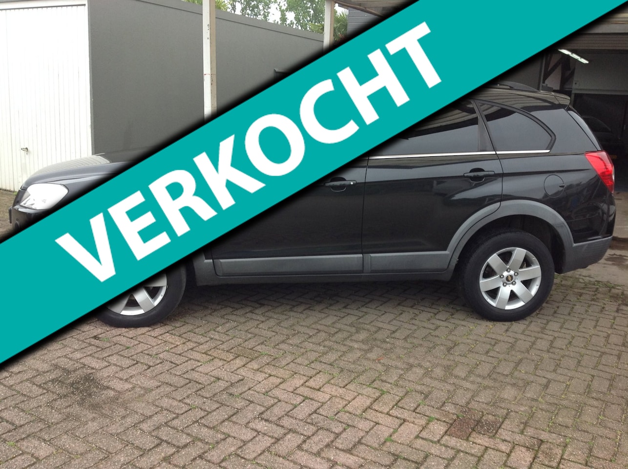 Chevrolet Captiva - 2.4i Style 2WD airco apk 6-9-2027 - AutoWereld.nl