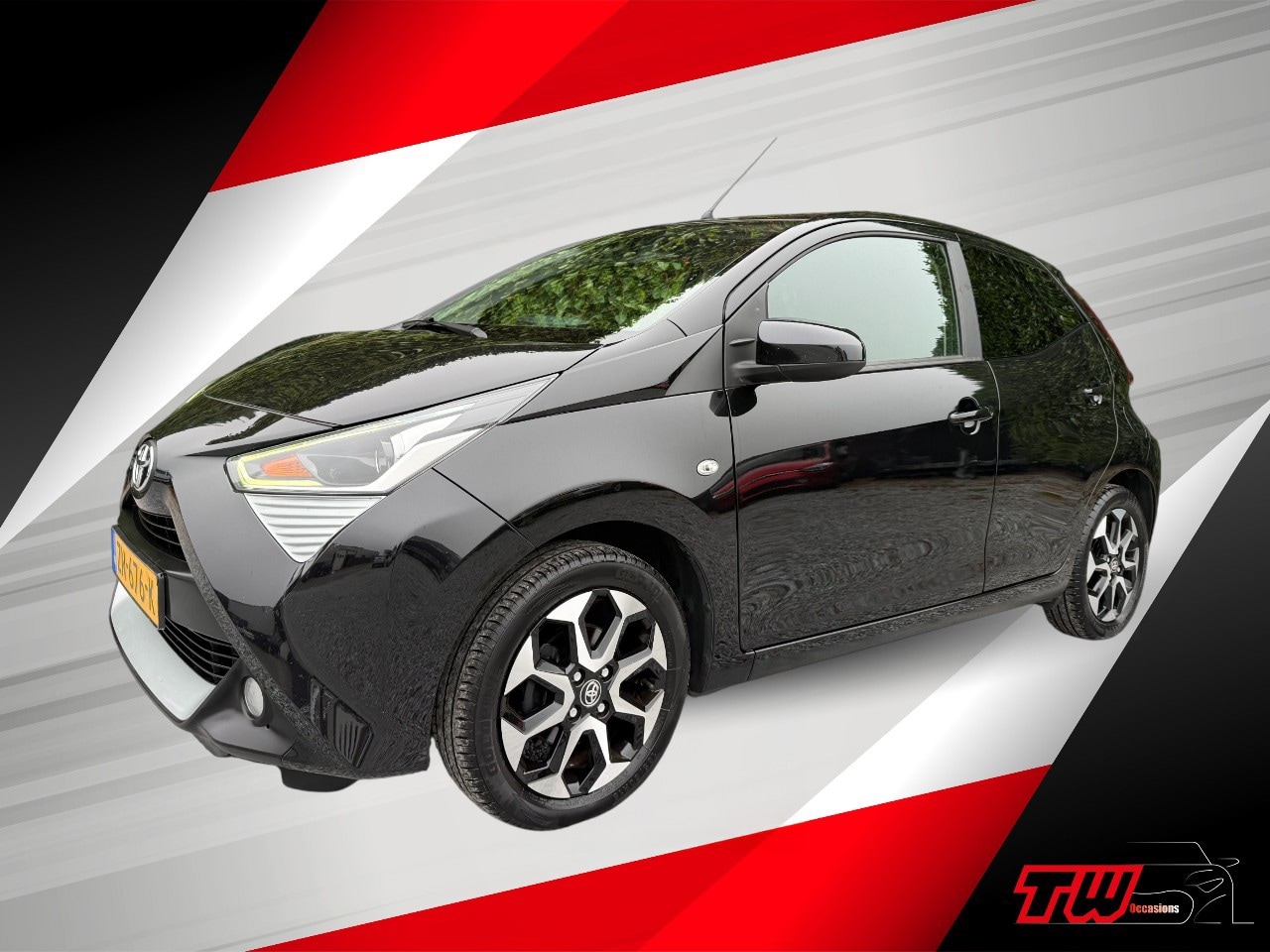 Toyota Aygo - 1.0 VVT-i x-joy |NWE APK|CARPLAY|CAMERA|AIRCO|NAP - AutoWereld.nl