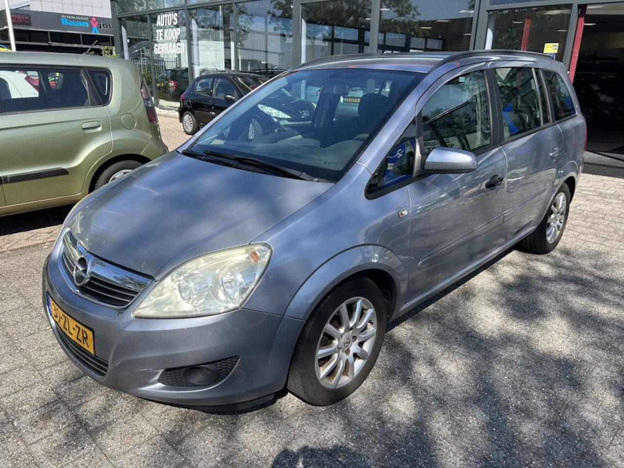 Opel Zafira - 1.8 Temptation 7 Pers Achteruit rij Cam AUTOMAAT BJ 2008 !!! - AutoWereld.nl