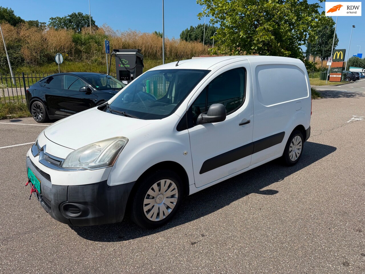Citroën Berlingo - 1.6 e-HDI 500 Club Economy1EURO 5!COOL AIRCO!ELECKTRISH RAAM&SPIEGEL!CRUIS CONTROLE!BANDEN - AutoWereld.nl