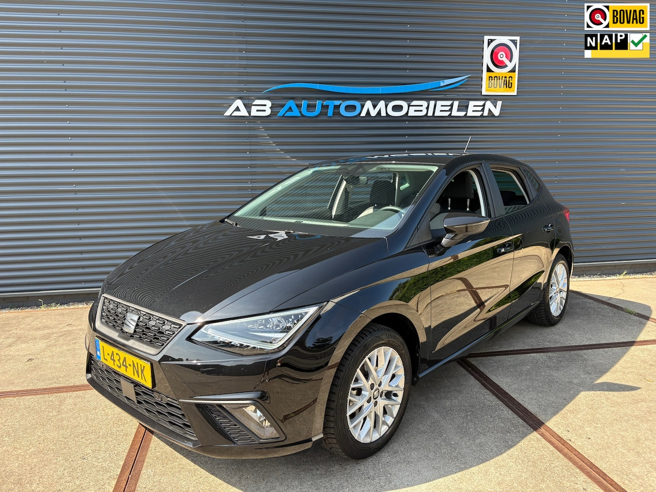 SEAT Ibiza - 1.0 TSI XENON/ PARKEER SENSOREN/ CARPLAY - AutoWereld.nl