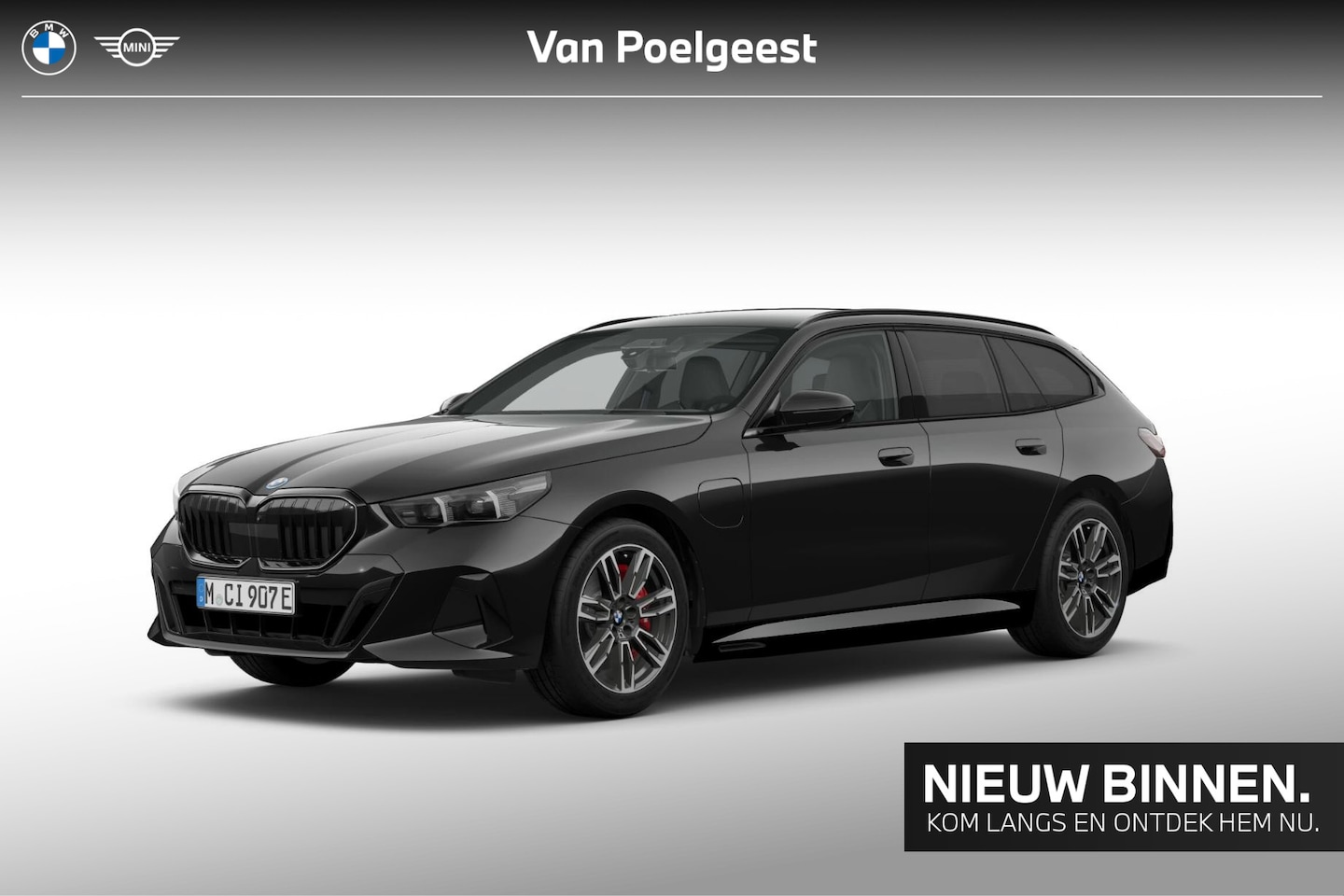 BMW 5-serie Touring - 550e xDrive | Bowers & Wilkins | Innovation Pack | Comfort Pack | Travel Pack - AutoWereld.nl