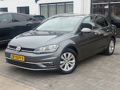 Volkswagen Golf - 1.0 TSI Comfortline Business, Apple Carplay/Android, Navigatie, L.M.Velgen
