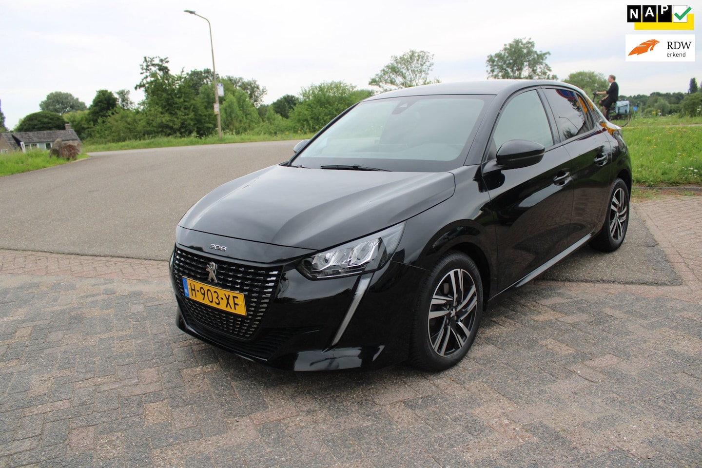 Peugeot 208 - 1.2 PureTech Allure 1.2 PureTech Allure - AutoWereld.nl