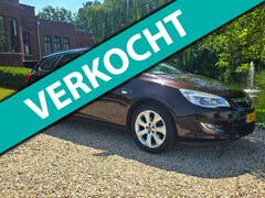 Opel Astra Sports Tourer - 1.4 Turbo Business +