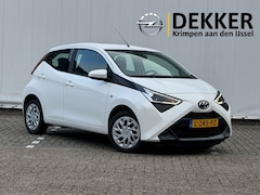 Toyota Aygo - 1.0 VVT-i x-play Automaat met CarPlay, Airco, Camera, All Season