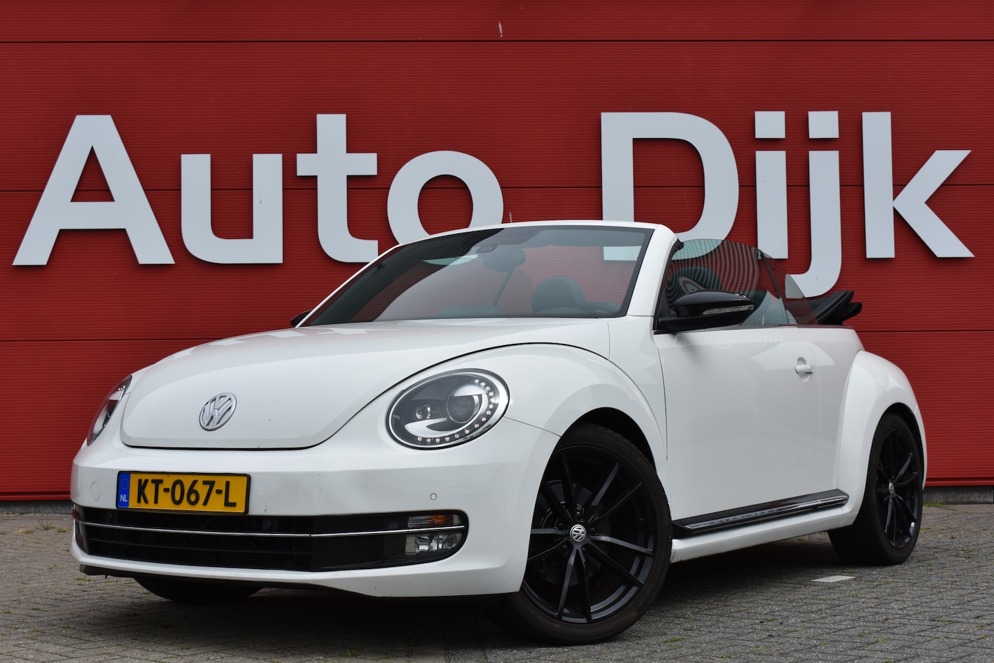 Volkswagen Beetle Cabriolet - 1.4 TSI Sport Bi-Xenon/LED | Leder | Fender Audio | Navi | Clima | Cruise | LMV - AutoWereld.nl