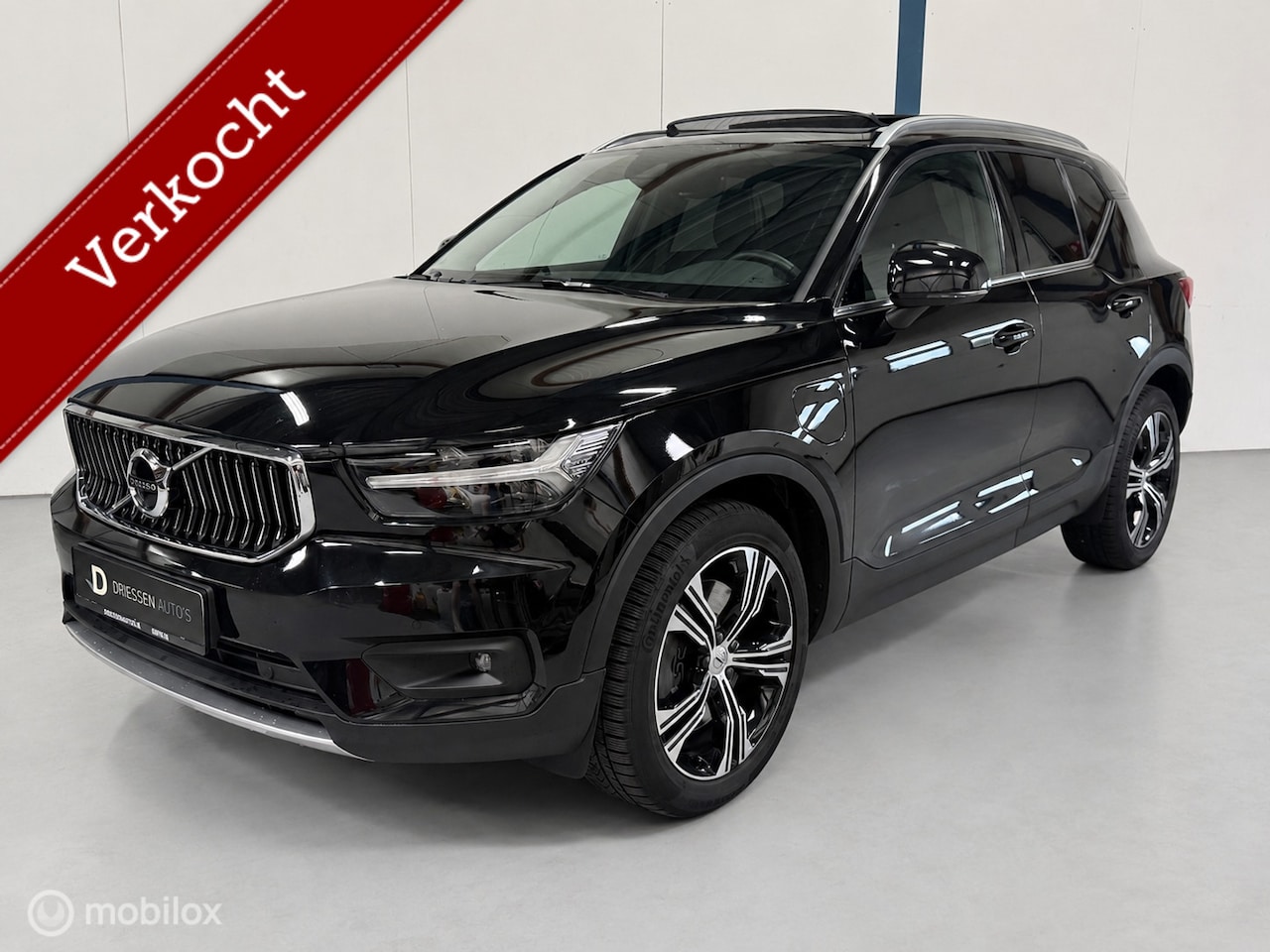 Volvo XC40 - 1.5 T5 Twin Engine Inscription PANO/ACC/LEER/360 - AutoWereld.nl