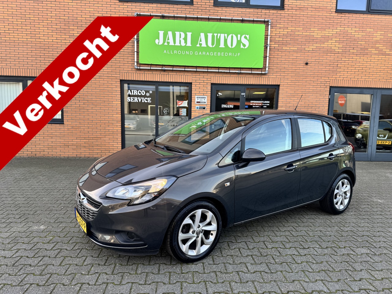 Opel Corsa - 1.4 Edition Weinig km! - AutoWereld.nl
