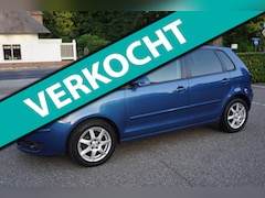 Volkswagen Polo - 1.2-12V Trendline 5Drs Airco Cruise Lm Velgen Trekhaak