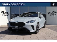 BMW 1-serie - 120 M Sport Automaat / Achteruitrijcamera / Sportstoelen / M Adaptief onderstel / Adaptiev